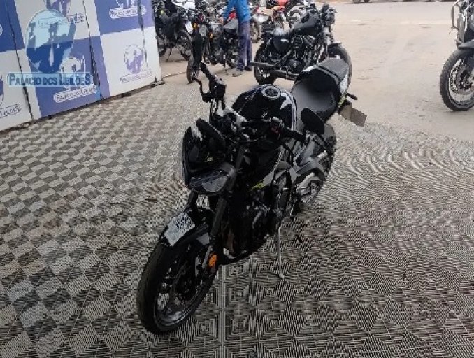 TRIUMPH STREET TRIPLE RS 24/25