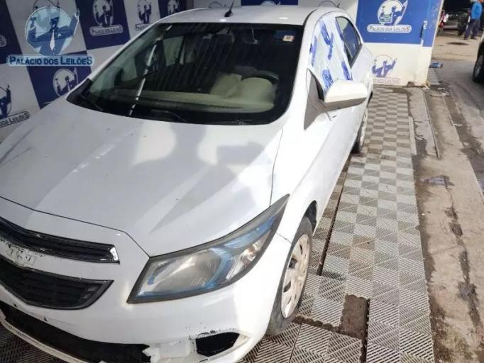 CHEVROLET ONIX 15/15