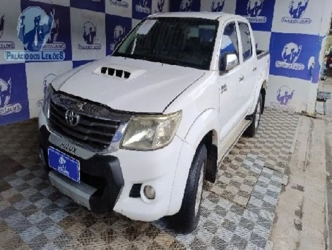 TOYOTA HILUX CD 13/14