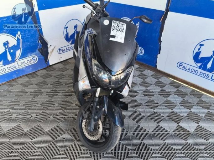 Foto de LOTE-16 YAMAHA NMAX 19/19