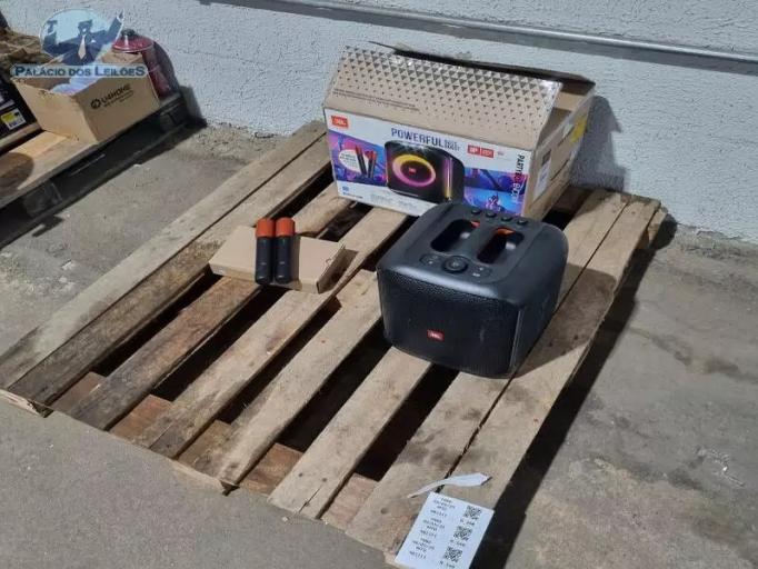 CAIXA DE SOM E MICROFONE