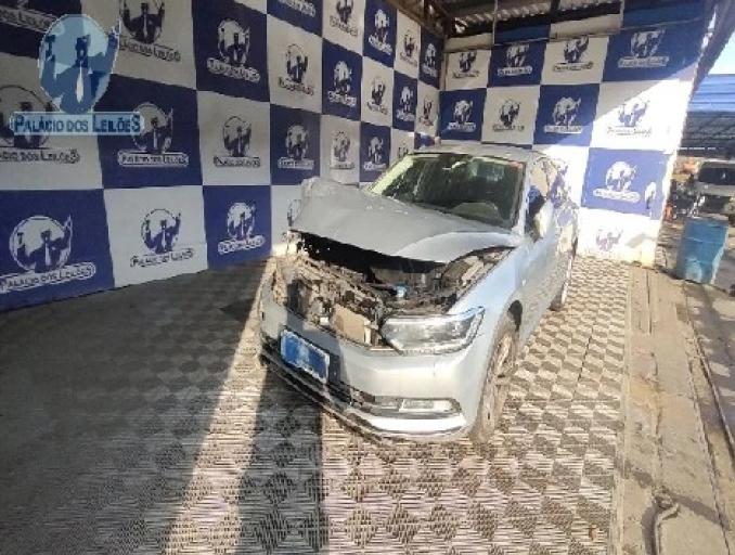 VOLKSWAGEN PASSAT 17/18